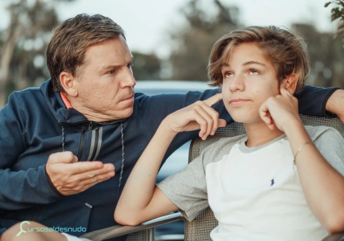 Adolescentes desafiantes y rebeldes